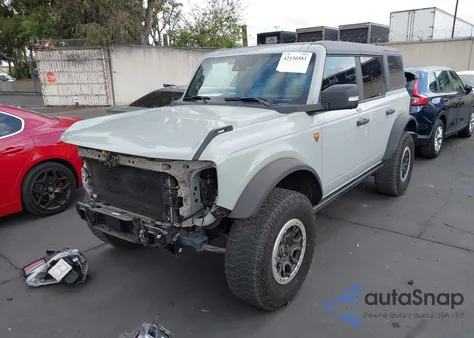 2023 Ford Bronco Badlands z USA, uszkodzony, nr VIN 1FMEE5DP0PLA97359